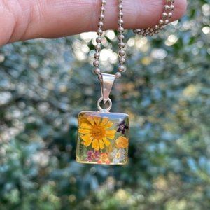 VTG 925 Silver Square Resin Dried Flowers Pendant NECKLACE